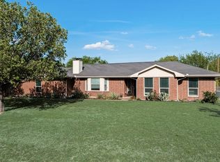 222 Prairie Creek Rd, Red Oak, TX 75154