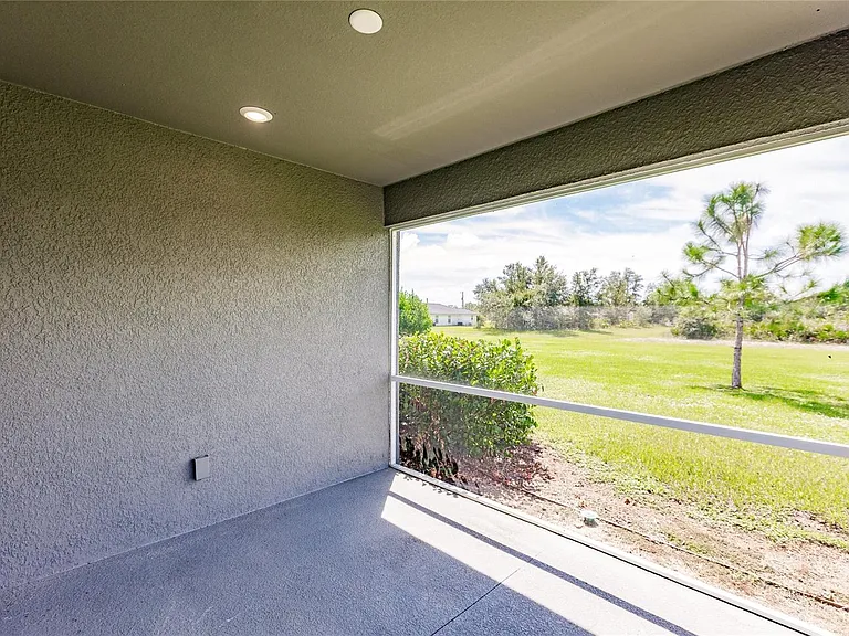 1146 Oceanic Rd — Photo 27