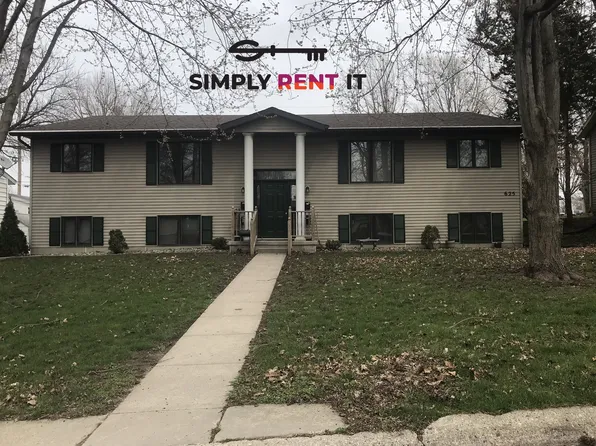 625 4th St, Nevada, IA 50201