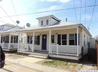 70 Seadrift Ave, Highlands, NJ 07732