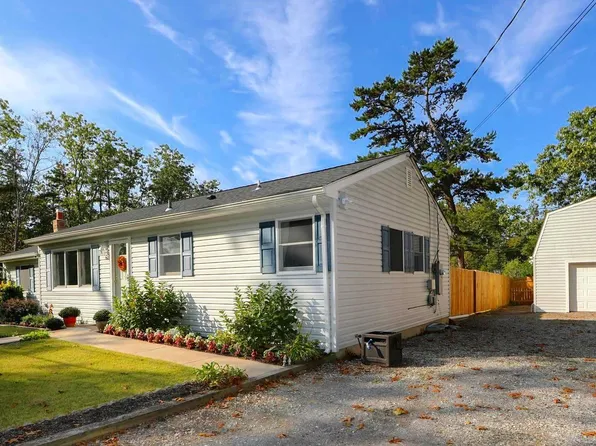 6 Michigan Ave, Vincentown, NJ 08088