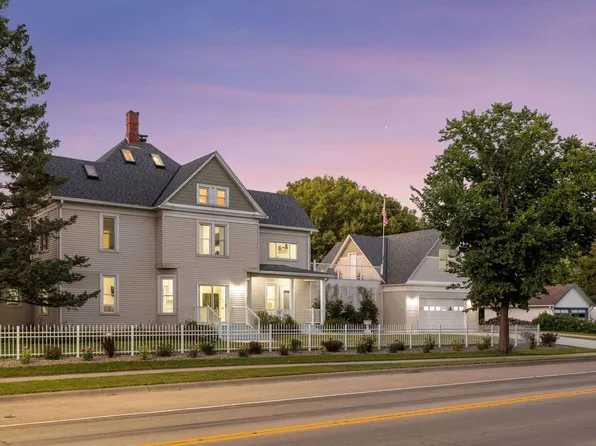 917 Division St S, Northfield, MN 55057