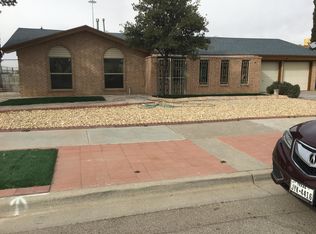 860 De Leon Dr, El Paso, TX 79912