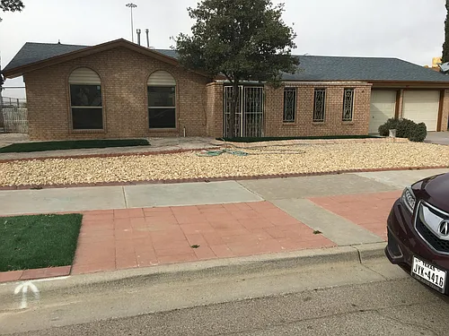 860 De Leon Dr Photo 1