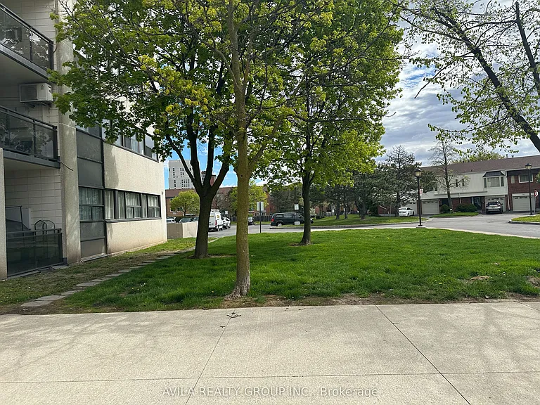 2900 Battleford Rd #210 — Photo 42
