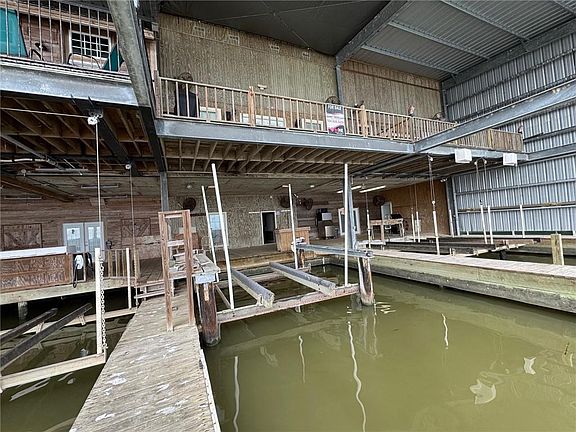 4th image of 321 Sports Marina Rd