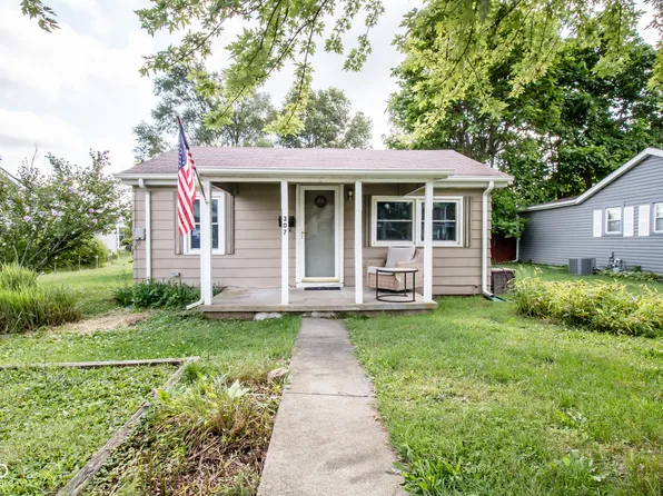 307 Franklin St, Edinburgh, IN 46124