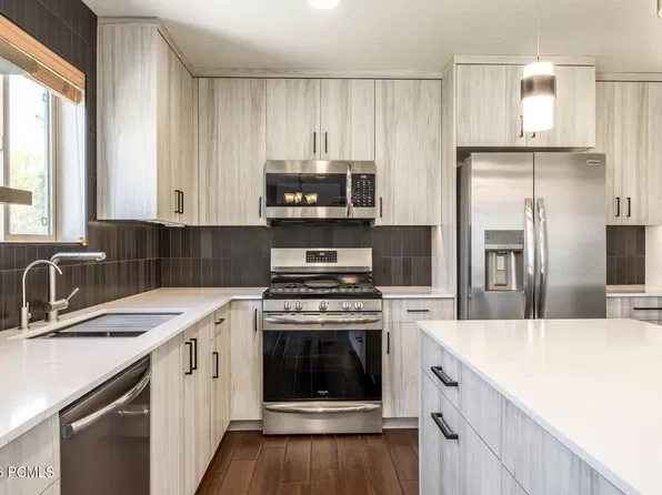 5705 N Narrow Leaf Ct, Park City, UT 84098