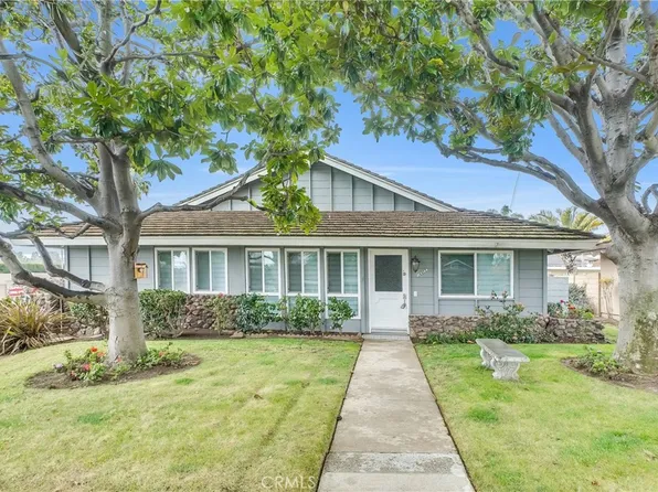 16972 Ruby Cir, Huntington Beach, CA 92649