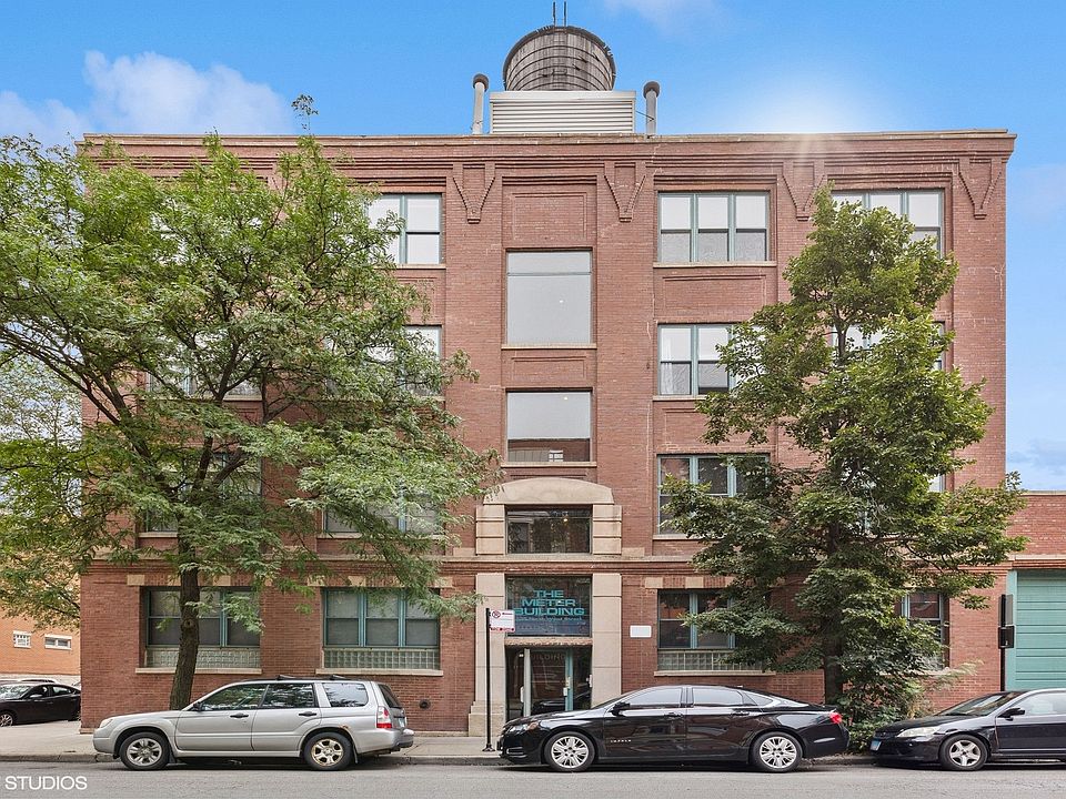 1st image of 835 N Wood St APT 304