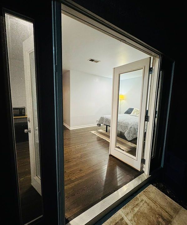 1st image of 2088 Cypress Ave
