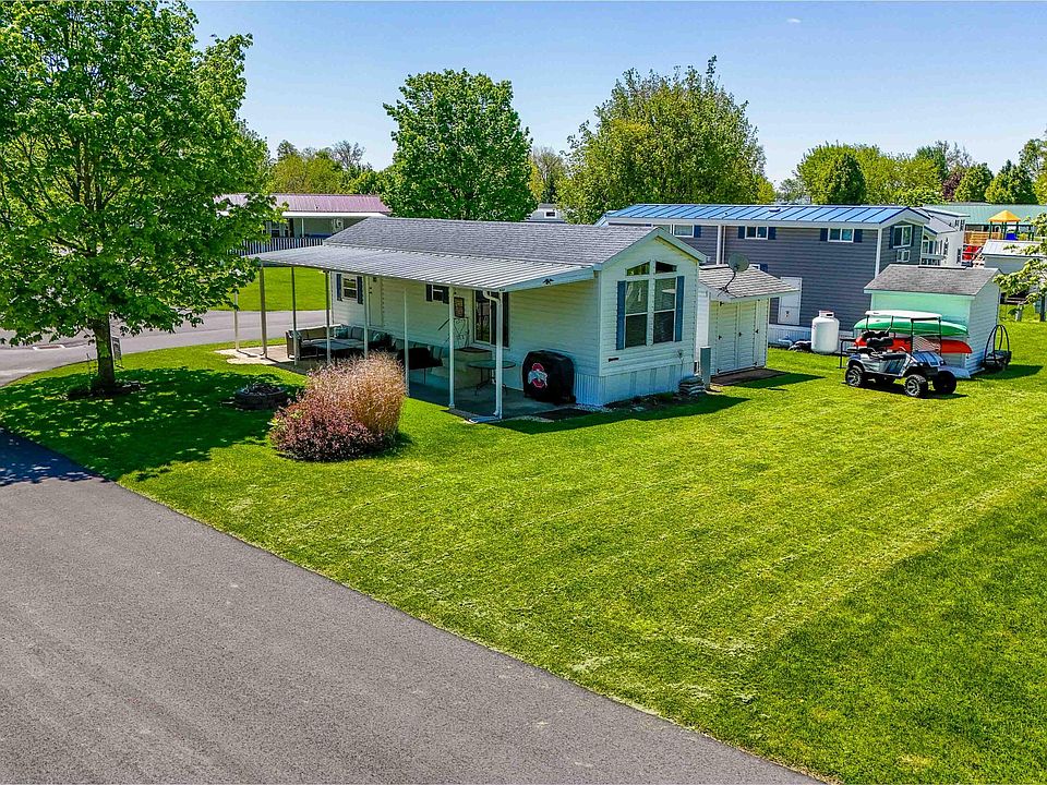 1st image of 11377 Township Road 266 #113