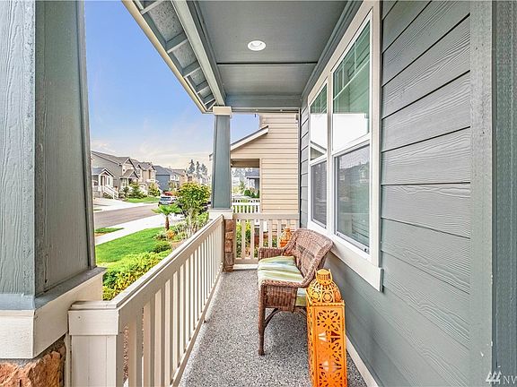 4th image of 4904 52nd Avenue Ct W
