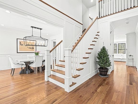 2nd image of 2 Arrow Path