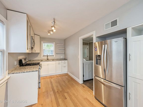 5th image of 3213 Lincoln St