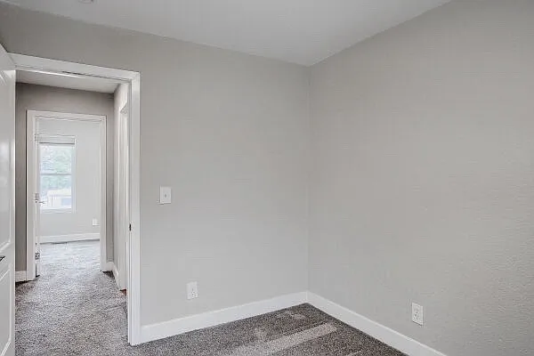 1725 E 35th Ave — Photo 19