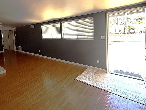 3rd image of 12923 Slack St