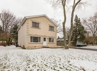 159 N Cedar Ave, Wood Dale, IL 60191