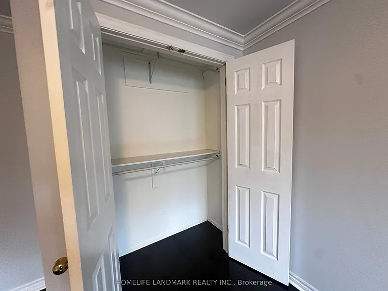 3 Padget Pl — Photo 18