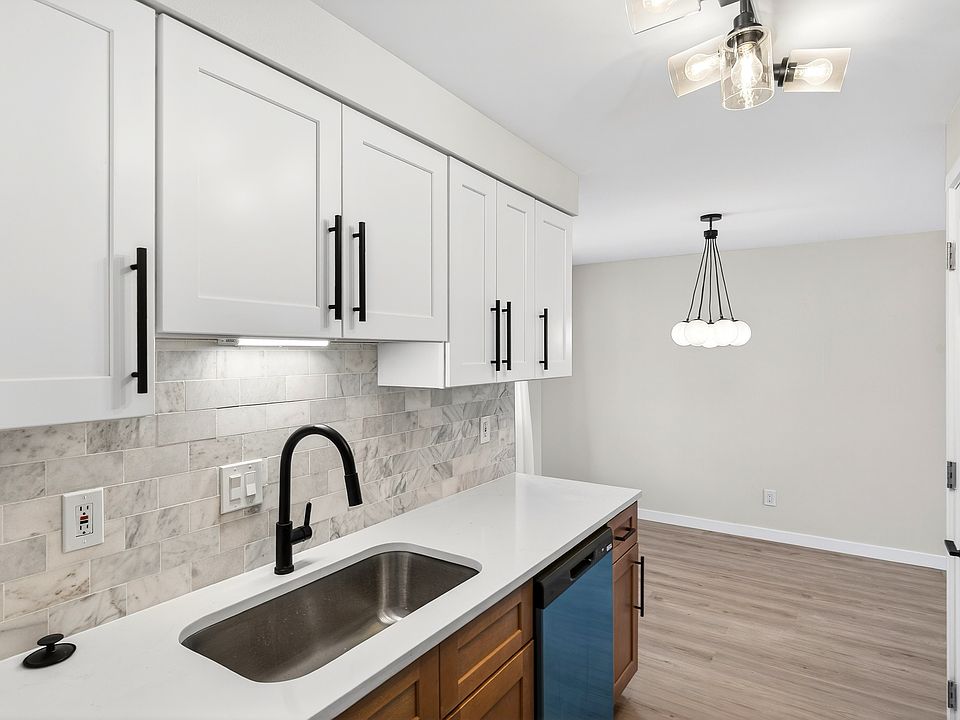 1st image of 1147 Emery St #1147