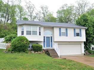 144 Keystone Dr, Fenton, MO