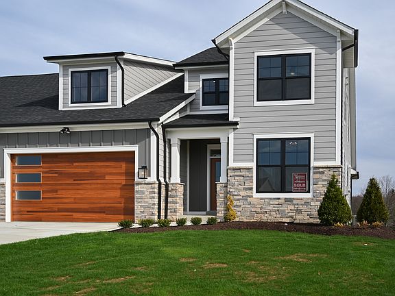 3rd image of 1029 Honey Locust Dr