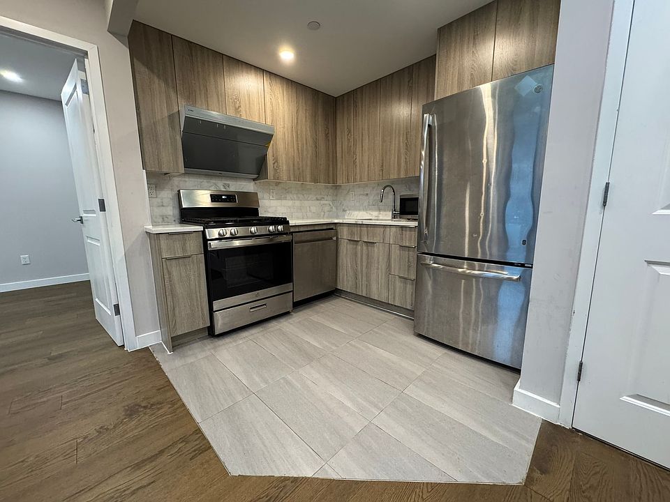 1st image of 32-58 105th St #2R