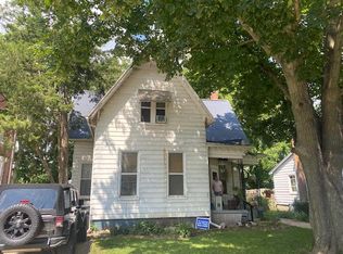 825 W Washington St, Bloomington, IL
