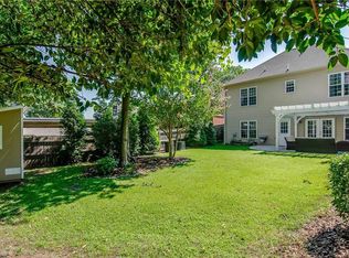 421 W Radiance Dr, Greensboro, NC 27403