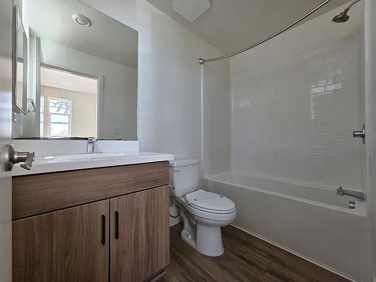 615 Highland Ave #201 — Photo 12
