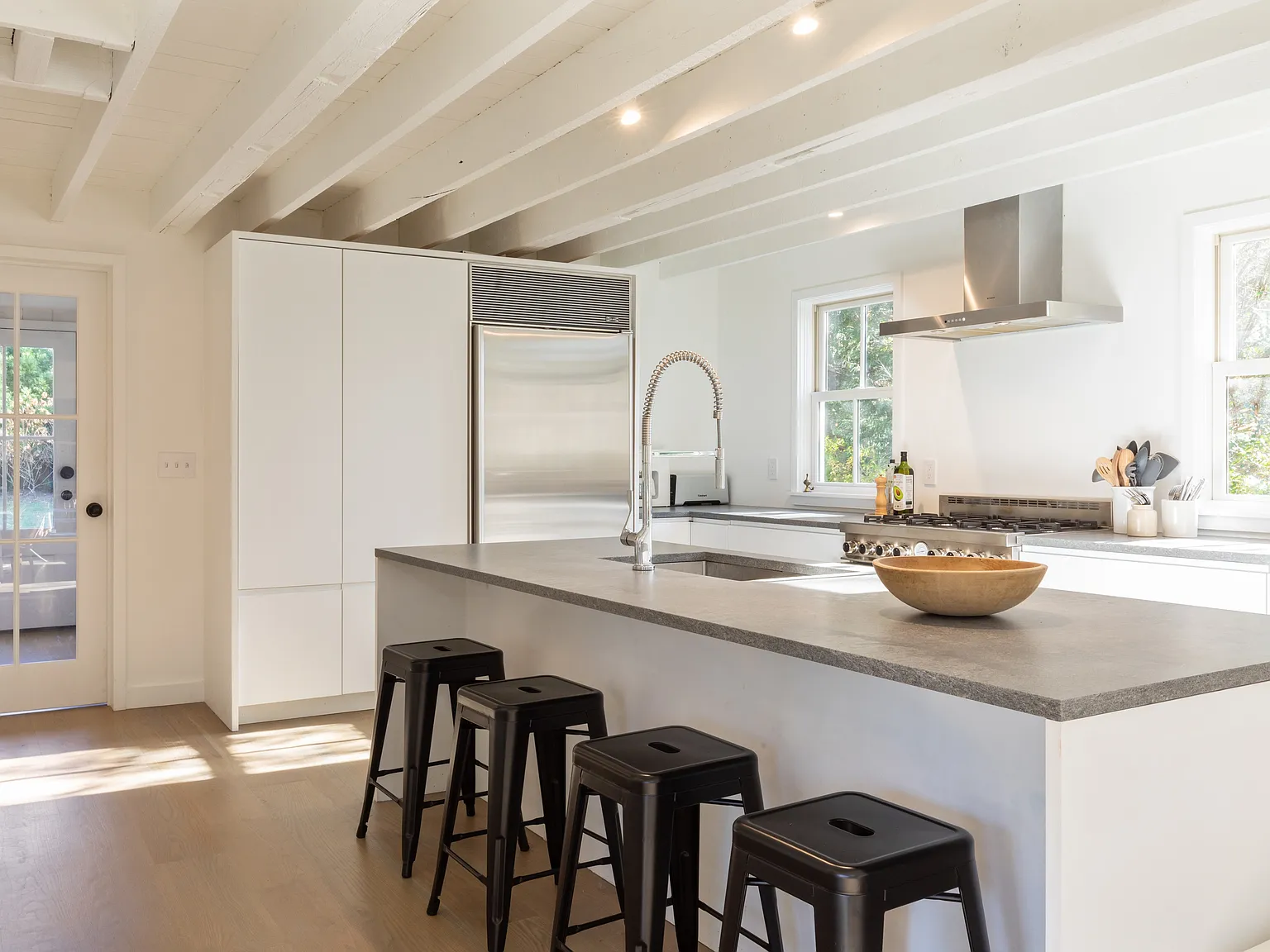 Newly Renovated Farmhouse Available — Photo 4