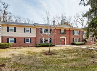 13330 Bluemound Rd, Elm grove, WI 53122