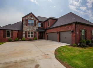 1550 Whippoorwill Ln, Bentonville, AR 72713