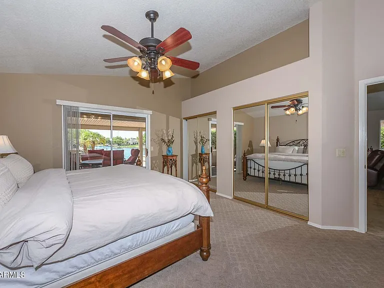 10509 W Runion Dr — Photo 15