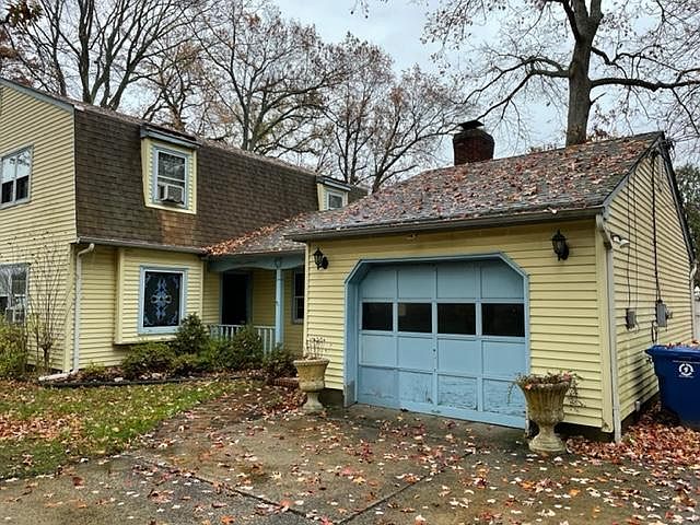 1st image of 16 Chestnut St