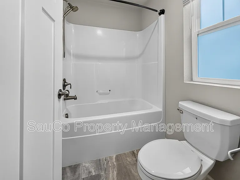 3909 SE Zircon Ln — Photo 14