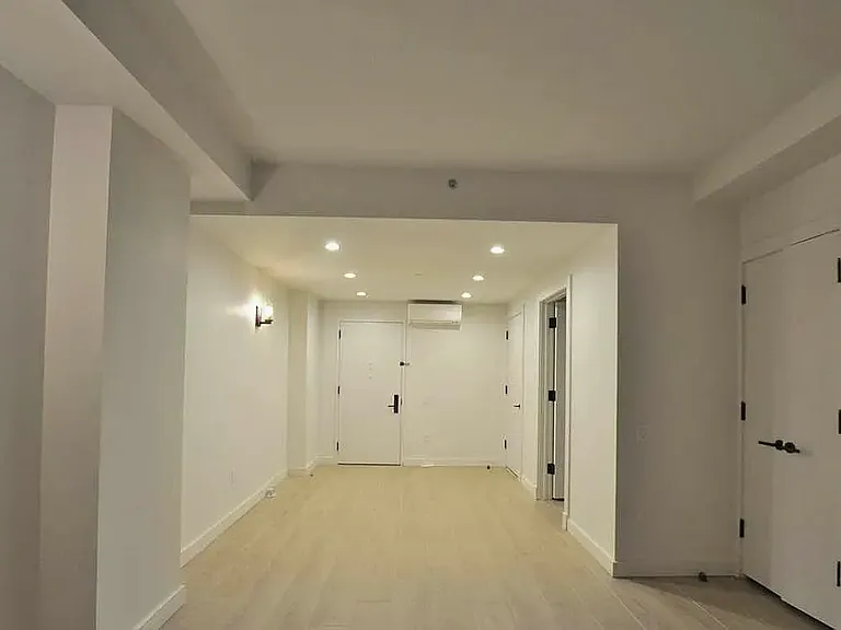 1802 Ocean Ave #1B — Photo 8