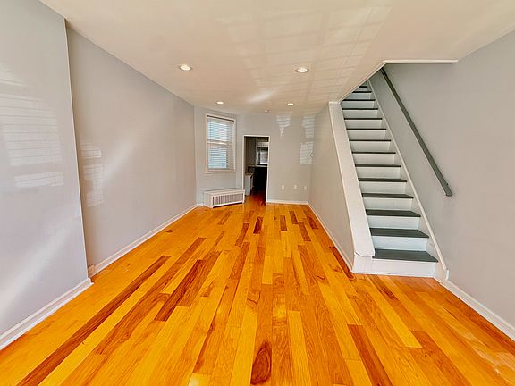 4th image of 2433 S 3rd St