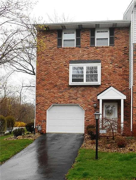 1376 Quail Run Cir photo 1