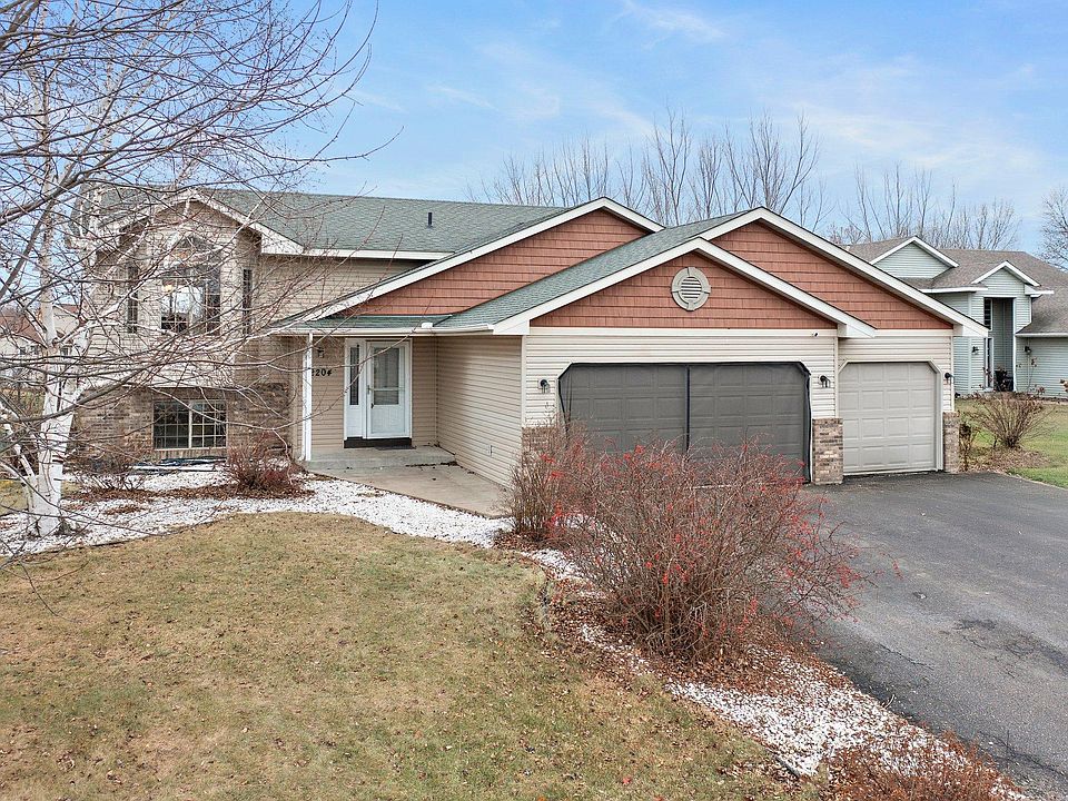 1st image of 2204 Greenbriar Ct