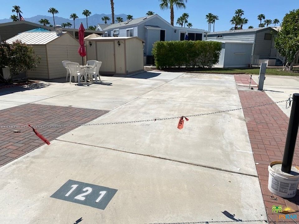 2nd image of 69801 Ramon Rd #121