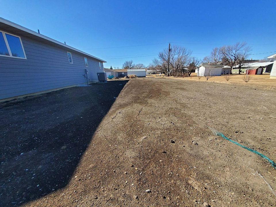 325 W 6th St, Highmore, SD 57345 Zillow