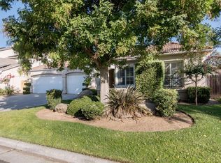 2628 E Shea Dr, Fresno, CA 93720