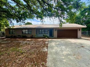 1612 53rd Avenue Dr E, Bradenton, FL 34203