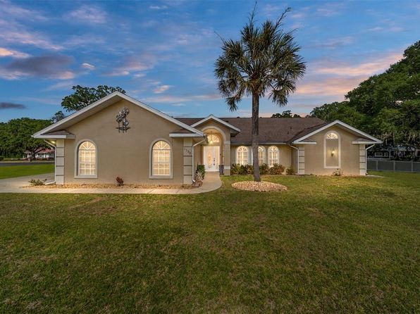 5953 NE 62nd Court Rd