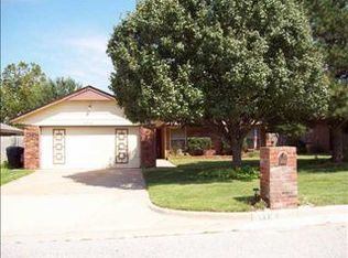 8912 Aaron Dr, Oklahoma City, OK 73132
