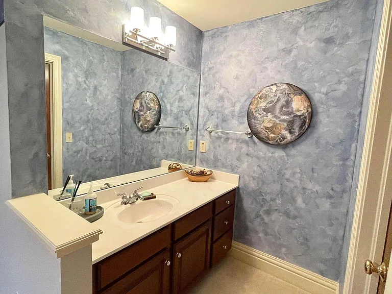 8034 Balmoral Ct — Photo 37