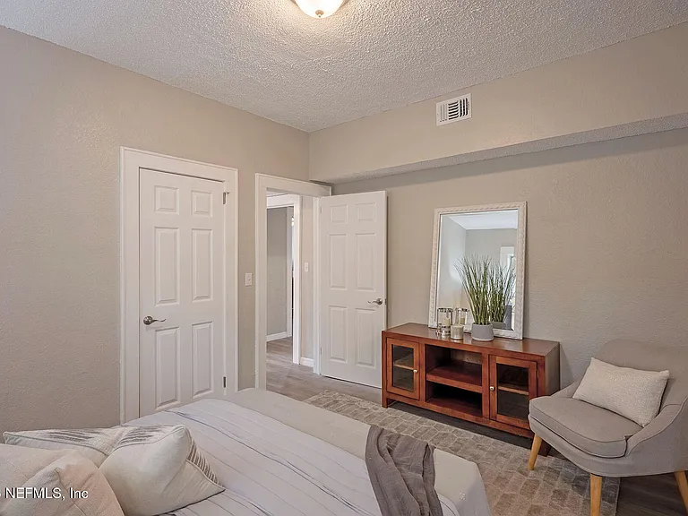 325 Alder St — Photo 30