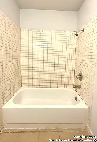 7237 Glen Bay — Photo 15