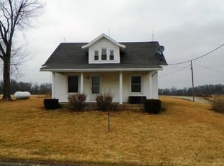 10123 E Oak Tree Rd, Brookville, IN 47012